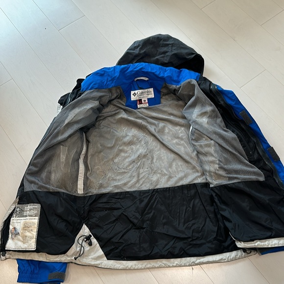 Awesome Men’s Columbia Weather Proof Winter Jacket Size Medium - Picture 3 of 6